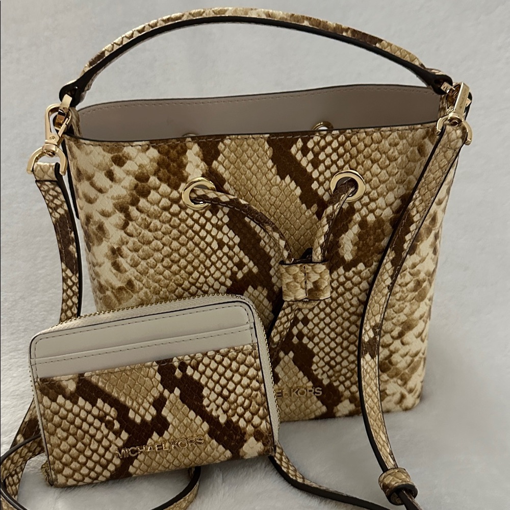 Michael Kors Brown Beige Snake-Print Crossbody Bucket Bag with Card Case